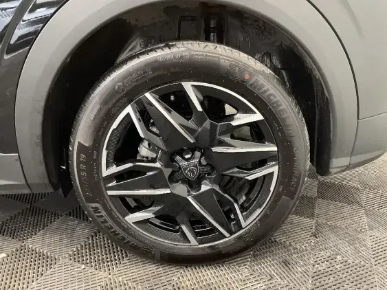 PEUGEOT 3008 III - voiture d'occasion - Photo 23