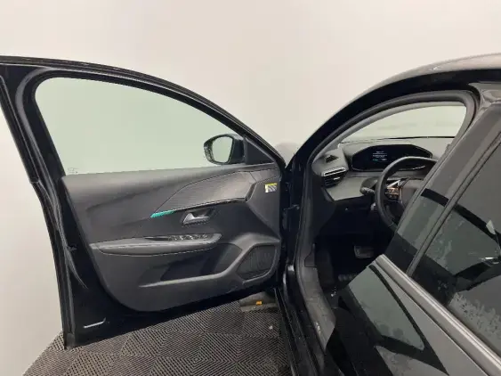 PEUGEOT 208 ELECTRIQUE II - voiture d'occasion - Photo 17