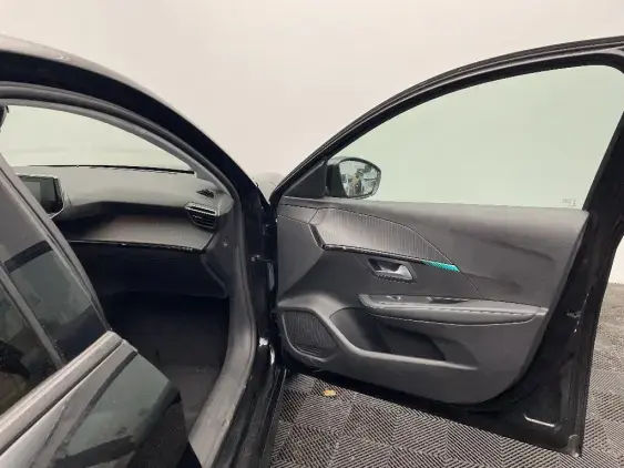 PEUGEOT 208 ELECTRIQUE II - voiture d'occasion - Photo 18