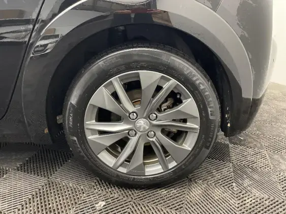 PEUGEOT 208 ELECTRIQUE II - voiture d'occasion - Photo 21