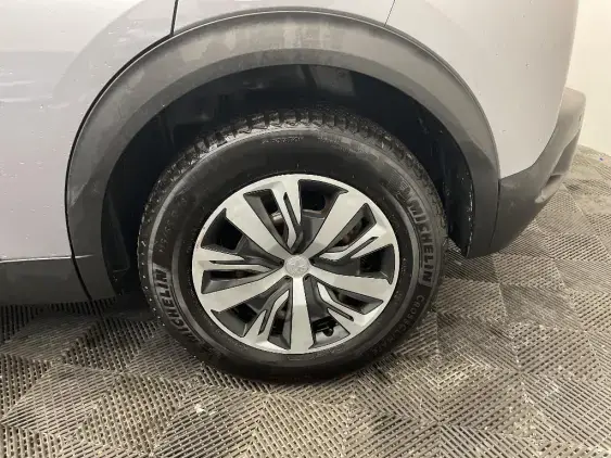 PEUGEOT 2008 II - voiture d'occasion - Photo 21