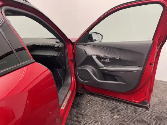 PEUGEOT 2008 II - voiture d'occasion - Photo 18