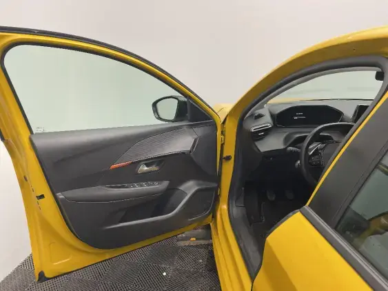 PEUGEOT 208 BUSINESS R II - voiture d'occasion - Photo 17