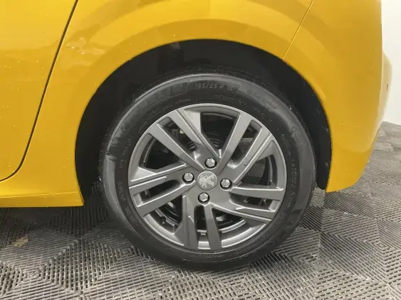 PEUGEOT 208 BUSINESS R II - voiture d'occasion - Photo 21