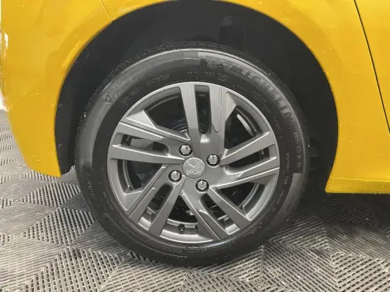 PEUGEOT 208 BUSINESS R II - voiture d'occasion - Photo 22