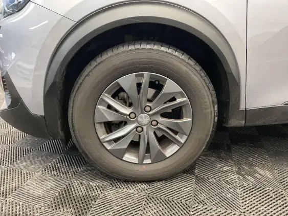 PEUGEOT 2008 II - voiture d'occasion - Photo 18