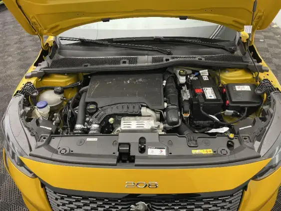 PEUGEOT 208 BUSINESS R II - voiture d'occasion - Photo 21