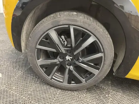 PEUGEOT 208 BUSINESS R II - voiture d'occasion - Photo 25