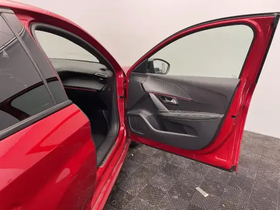 PEUGEOT 208 BUSINESS R II - voiture d'occasion - Photo 20