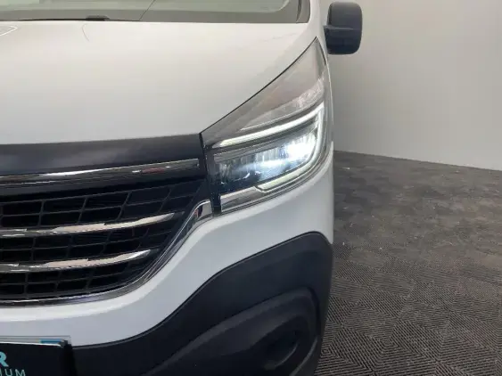 RENAULT TRAFIC FG III - voiture d'occasion - Photo 18