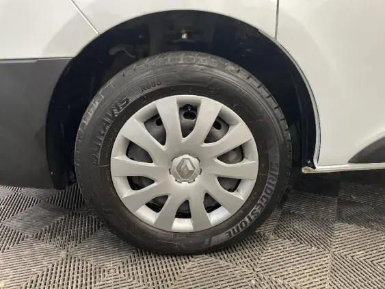 RENAULT TRAFIC FG III - voiture d'occasion - Photo 19