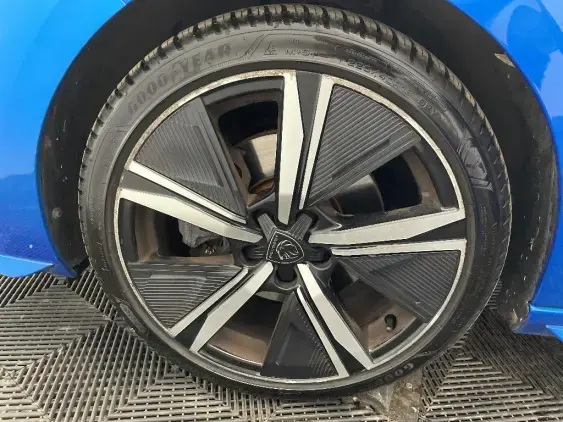 PEUGEOT 308 III - voiture d'occasion - Photo 20