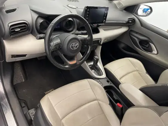 TOYOTA YARIS IV - voiture d'occasion - Photo 16