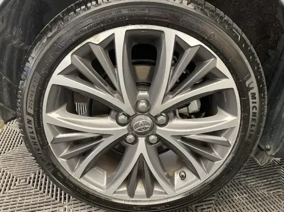 TOYOTA YARIS IV - voiture d'occasion - Photo 23