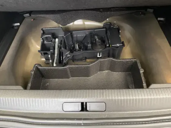 PEUGEOT 2008 II - voiture d'occasion - Photo 16