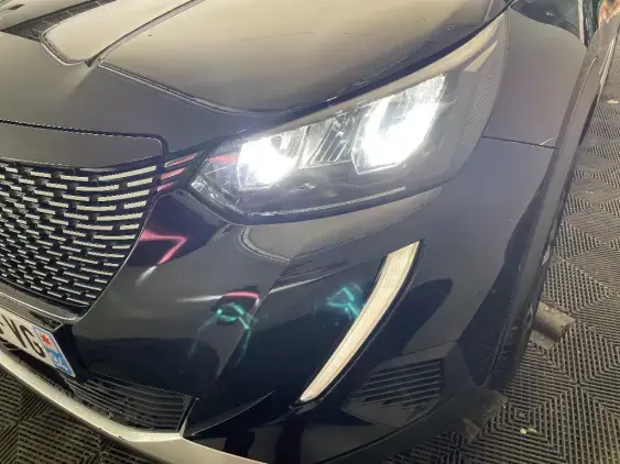 PEUGEOT 2008 II - voiture d'occasion - Photo 20