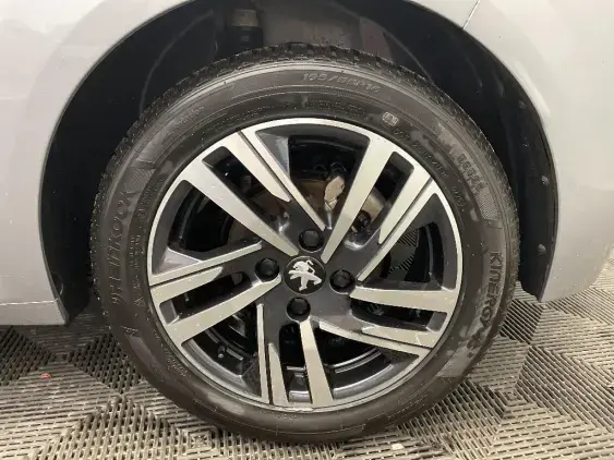 PEUGEOT 208 II - voiture d'occasion - Photo 21