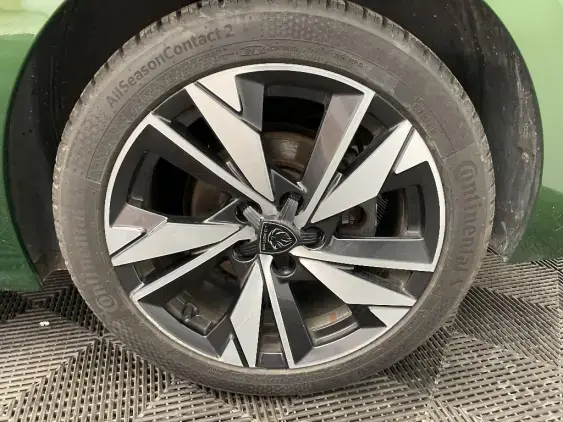 PEUGEOT 308 III - voiture d'occasion - Photo 23