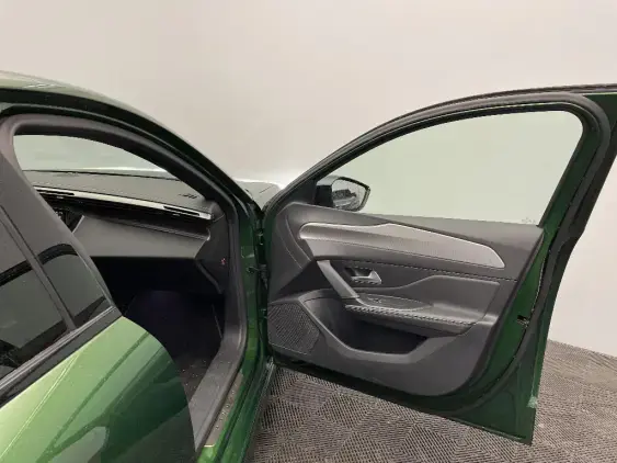 PEUGEOT 308 III - voiture d'occasion - Photo 18