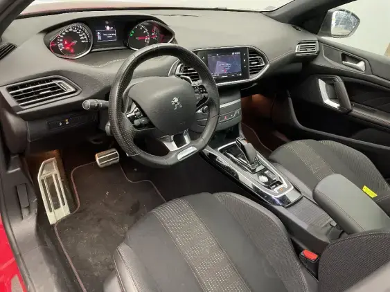 PEUGEOT 308 II - voiture d'occasion - Photo 18