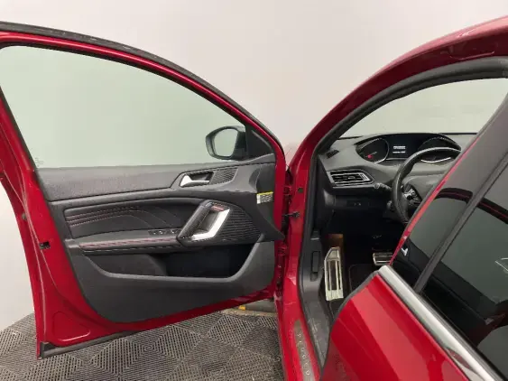 PEUGEOT 308 II - voiture d'occasion - Photo 19