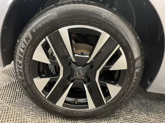 PEUGEOT 208 II - voiture d'occasion - Photo 23