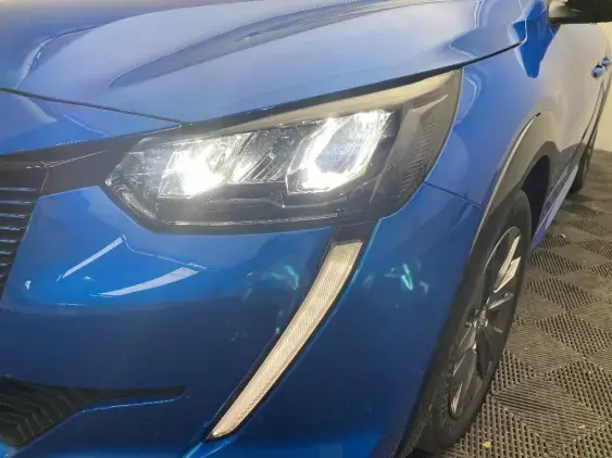 PEUGEOT 208 ELECTRIQUE II - voiture d'occasion - Photo 21