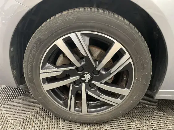 PEUGEOT 208 II - voiture d'occasion - Photo 21