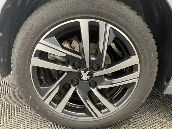 PEUGEOT 208 II - voiture d'occasion - Photo 23