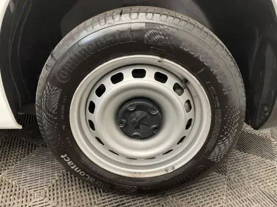 PEUGEOT PARTNER III - voiture d'occasion - Photo 20