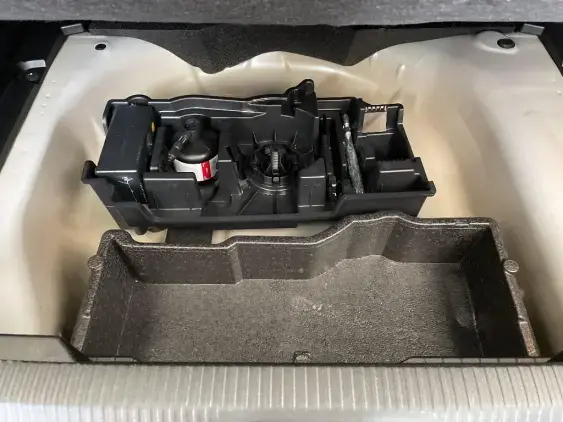 PEUGEOT 2008 II - voiture d'occasion - Photo 16