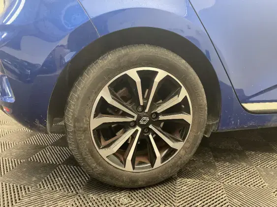 RENAULT CLIO V - voiture d'occasion - Photo 22