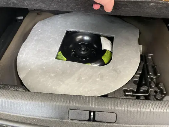 PEUGEOT 2008 II - voiture d'occasion - Photo 17