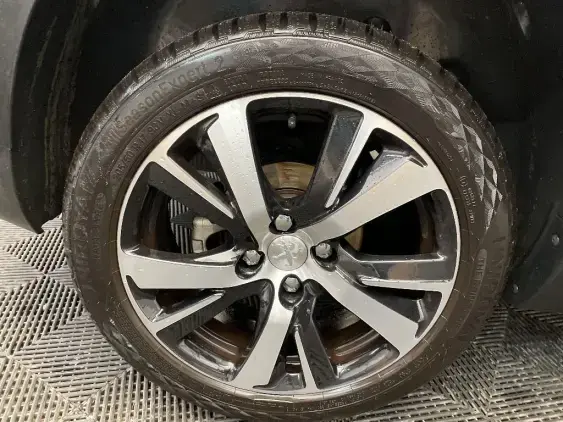 PEUGEOT 2008 - voiture d'occasion - Photo 22