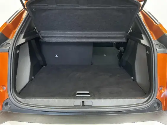 PEUGEOT 2008 II - voiture d'occasion - Photo 16