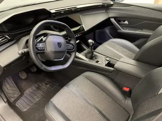 PEUGEOT 308 III - voiture d'occasion - Photo 17