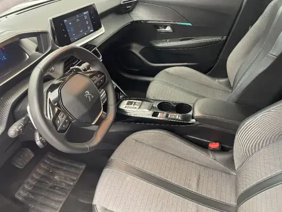 PEUGEOT 208 II - voiture d'occasion - Photo 17