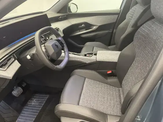 PEUGEOT 3008 III - voiture d'occasion - Photo 18