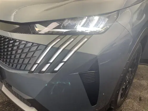 PEUGEOT 3008 III - voiture d'occasion - Photo 21