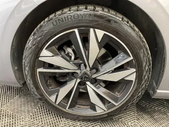 PEUGEOT 308 III - voiture d'occasion - Photo 21