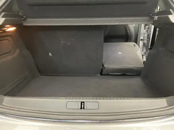 PEUGEOT 208 BUSINESS R II - voiture d'occasion - Photo 16