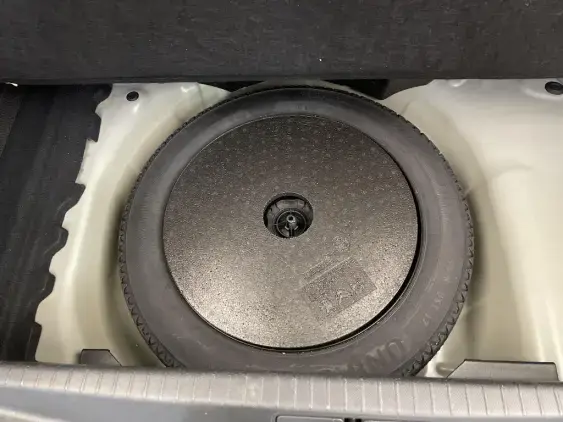 PEUGEOT 208 BUSINESS R II - voiture d'occasion - Photo 17