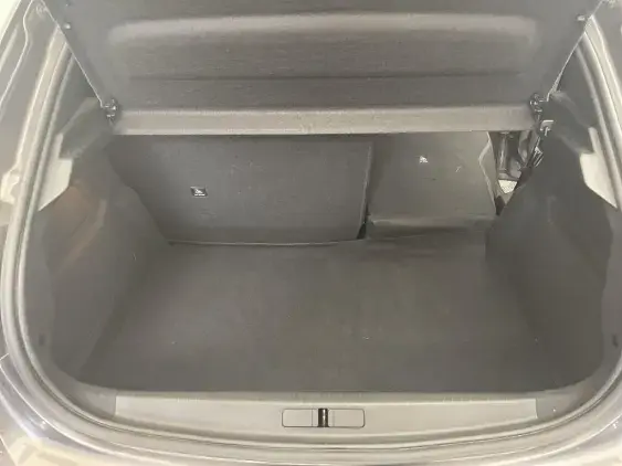 PEUGEOT 208 BUSINESS R II - voiture d'occasion - Photo 16