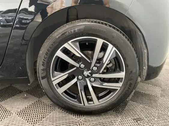 PEUGEOT 208 BUSINESS R II - voiture d'occasion - Photo 21