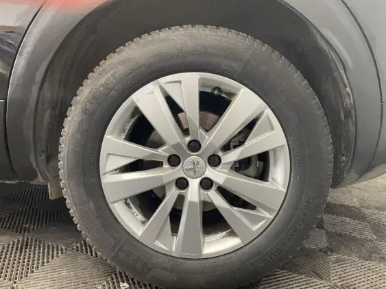 PEUGEOT 3008 II - voiture d'occasion - Photo 23