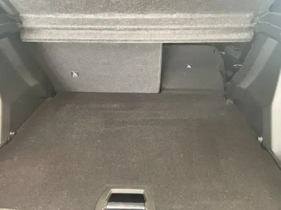 PEUGEOT 2008 II - voiture d'occasion - Photo 16