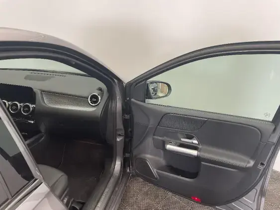 MERCEDES-BENZ CLASSE B III - voiture d'occasion - Photo 20