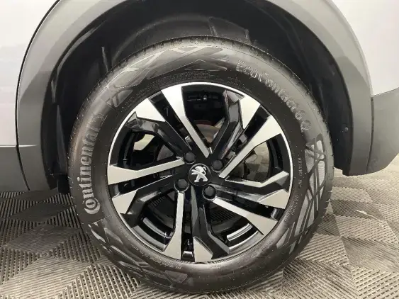 PEUGEOT 2008 II - voiture d'occasion - Photo 22