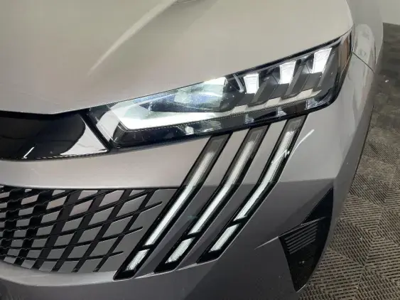 PEUGEOT 3008 ELECTRIQUE III - voiture d'occasion - Photo 19