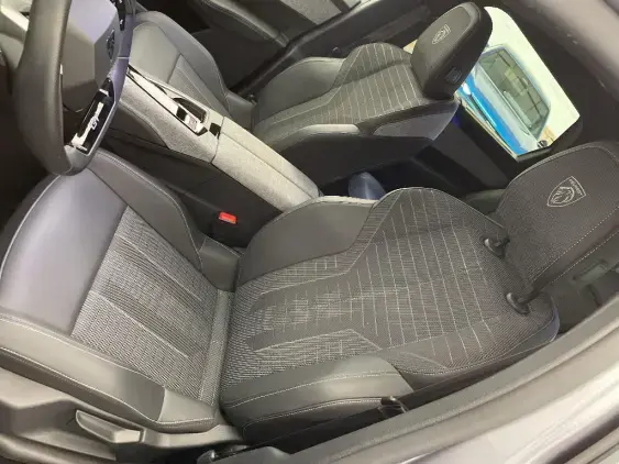 PEUGEOT 5008 III - voiture d'occasion - Photo 17